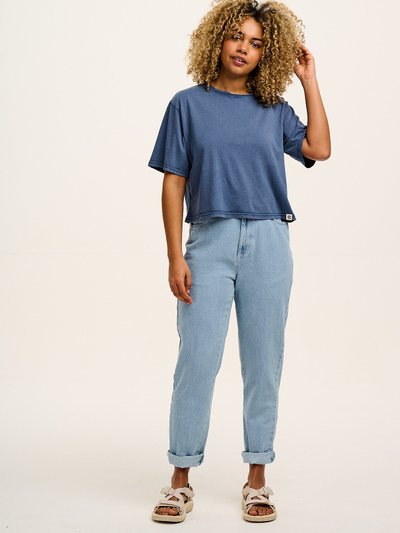 Lucy & Yak Dana - Mom Denim Jeans in Light Wash Blue
