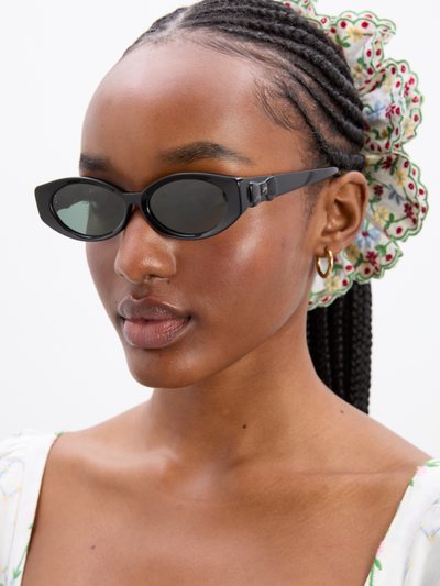 Damson Madder Catty Oval Sunglasses With Bow Detail In Black