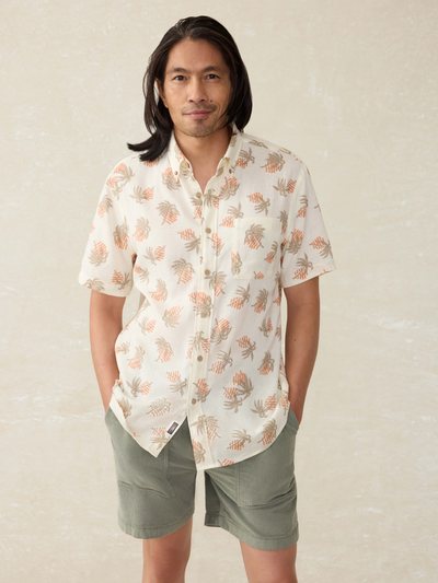 Faherty Short-Sleeve Breeze Shirt (Tall) - Sunlit Palm and Waves