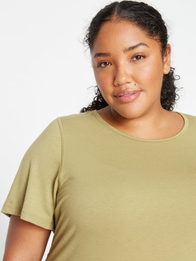 Universal Standard Mia Movement Tee - Caiman