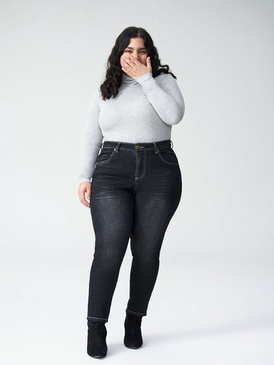 Universal Standard Seine High Rise Skinny Jeans Petite - Distressed Black