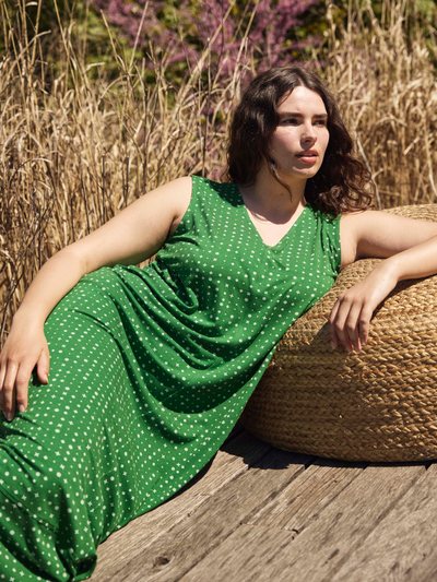 Universal Standard Claremont Liquid Jersey Sheath Dress - Galactic Print in Green