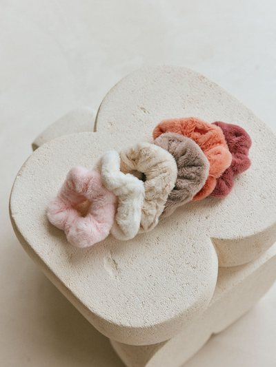 Saboskirt Cher Fluffy Scrunchie