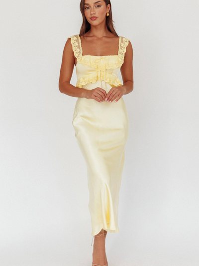 Selfieleslie Escapade Lace Trim Maxi Dress Banana