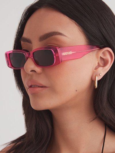 Showmeyourmumu Banbè Eyewear The Kylie Sunglasses ~ Fuchsia