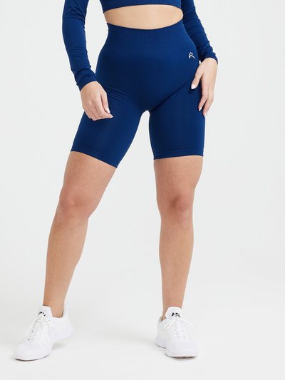 Oneractive EffortlessLift™ Seamless Cycling Shorts with White Logo | Midnight