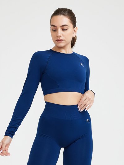 Oneractive EffortlessLift™ Seamless Long Sleeve Crop Top with White Logo | Midnight