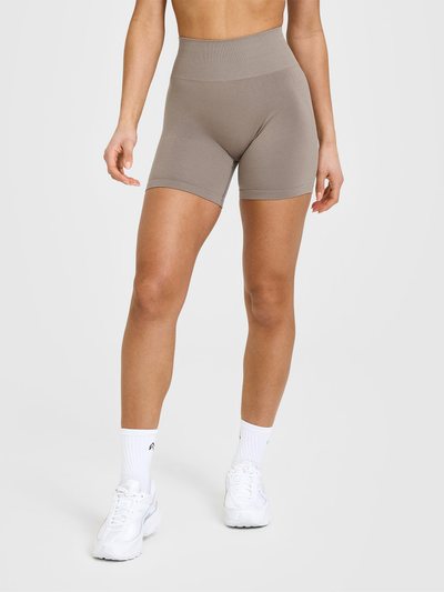 Oneractive EffortlessLift™ Seamless Shorts with White Logo | Minky