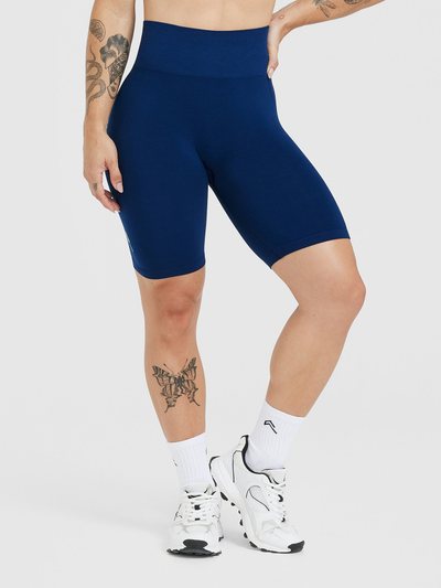 Oneractive EffortlessLift™ Seamless Cycling Shorts with White Logo | Midnight