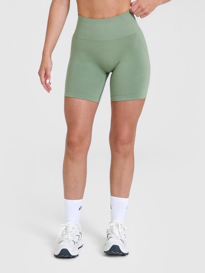 Oneractive EffortlessLift™ Seamless Shorts with White Logo | Sage