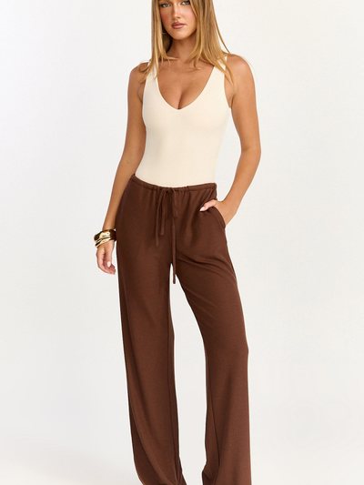 Showpo Astrid Pants - Low Waist Wide Leg Pants in Chocolate