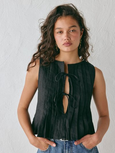 Vergegirl Valeria Linen Top Black