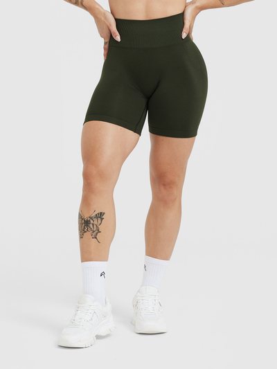 Oneractive EffortlessLift™ Seamless Shorts with White Logo | Khaki