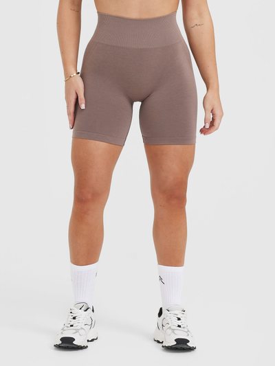 Oneractive EffortlessLift™ Seamless Shorts with White Logo | Washed Cool Brown