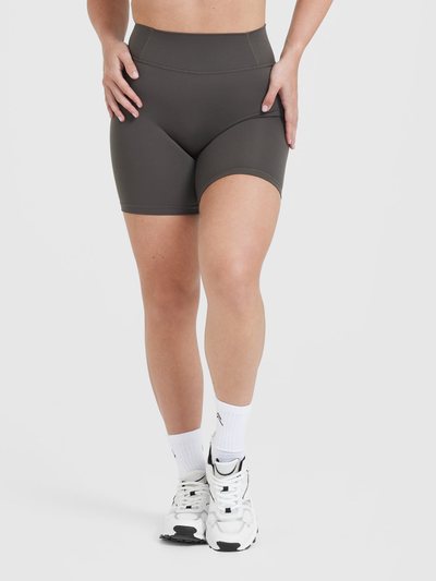 Oneractive Timeless High Waisted Shorts 6" | Deep Taupe