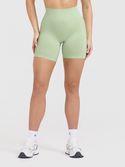 Oneractive EffortlessLift™ Seamless Shorts with White Logo | Mint Green